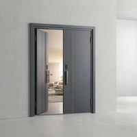 Porte d'entrée en acier à double battant de qualité supérieure avec bandes centrales à nervures fines et système de verrouillage intelligent pour bâtiments résidentiels contemporains