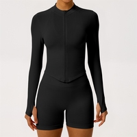 Veste de yoga ajustée à col montant et fermeture éclair, haut de sport pour activités de plein air, vêtement moulant à séchage rapide pour femme