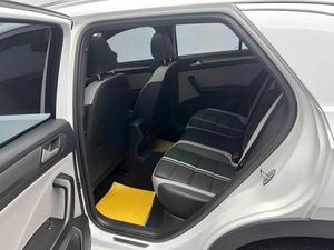 Auto Usata in Buone Condizioni <span class=keywords><strong>Volkswagen</strong></span> <span class=keywords><strong>T</strong></span>-<span class=keywords><strong>Roc</strong></span> SUV a Benzina Qualità Superiore 1.5T 2WD Cambio Automatico Guida a Sinistra Compatta Jiben Auto - Product Image 4