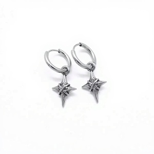 Pendientes de Aro con Puntas Góticas de Acero Inoxidable para Hombre, Estilo Punk Vikingo, Joyería Industrial Plateada, Accesorio de Moda - Product Image 4