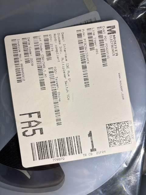 PI3CSW12ZUAEX High-Speed I3C 1:2 Multiplexer/Demultiplexer