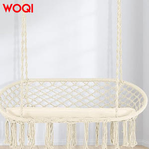 Silla Colgante Doble Woqi Ovalada de 51.5 Pulgadas, Color Blanco Hueso, con Borlas Tejidas, Hamaca, Columpio de Jardín, Cuna, Silla para Balcón Interior y Exterior - Product Image 2