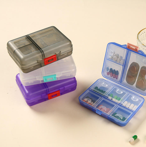 Vente en gros de mini-organisateurs de pilules multifonctionnels en PP, étui à pilules hebdomadaire facile à transporter, boîte de rangement pour pilules en plastique bon marché - Product Image 3