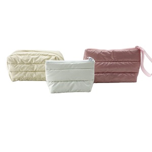 Fashion Custom Quilting Portable <strong>Puffy</strong> Makeup <strong>Bags</strong> Travel Puffer Cosmetic <strong>Bag</strong> Pouch - Product Image 6