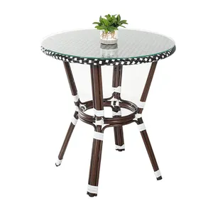 저렴한 새로운 스타일 레스토랑 가구 테이블 식탁 세트 간단한 현대 등나무 야외 식당 의자 및 테이블