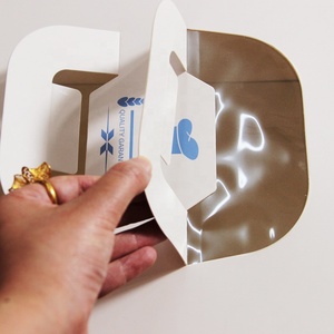 Boîte à biscuits personnalisée avec design gratuit, impression UV et vernissage, boîte à gâteau avec poignée, épaisseur 350 g/m² - Product Image 4