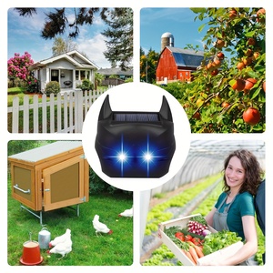 เครื่องไล่สัตว์ออกหากินเวลากลางคืนพลังงานแสงอาทิตย์เพื่อรักษาสัตว์ป่าให้ห่างจากไฟ LED สีแดงไล่ล่ากันน้ำสำหรับสวนฟาร์ม - Product Image 2