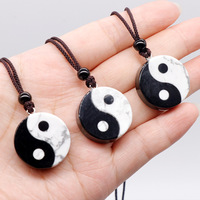 Collier pendentif authentique huit trigrammes véritable pierre précieuse Yin Yang Tai Ji fabriquée à la main boule de pierre de quartz naturel fête religieuse