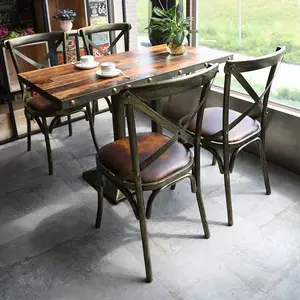 Retro Industrial Metal Fast Food Furniture Wooden Cafe Restaurant Table and Chairs Set
