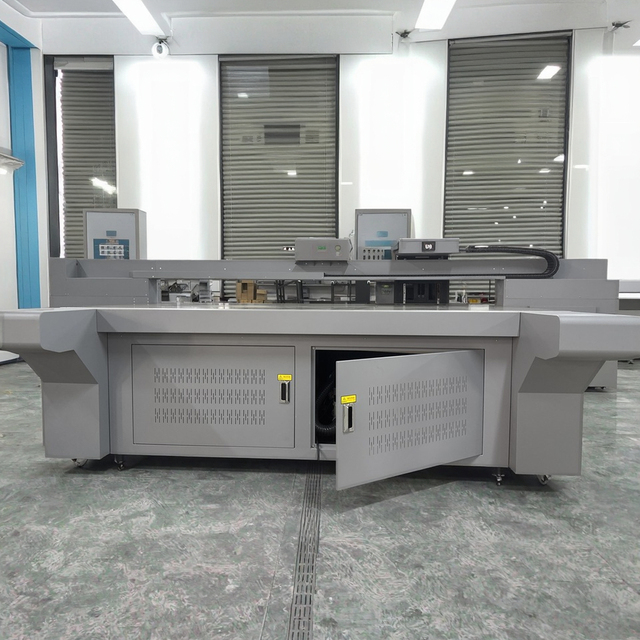 Industrial Large Format UV Printer | 2513 UV Flatbed Printing Machine for Advertising, Furniture, and Acrylic Boards