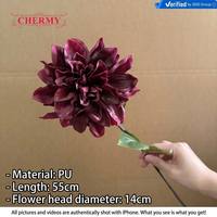Fleur artificielle Dahlia à tige unique en PU effet toucher réel, couleur bordeaux, pour décoration florale de table de mariage ou de fête.