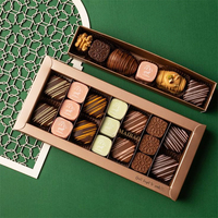 Carton rigide haut de gamme Dessert sucré Bonbons Truffes Giveaway Cadeau Date Boîte Logo personnalisé Boîte d'emballage de chocolat en papier de luxe