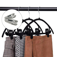 Clip de suspension en velours gris robuste Clip de doigt multifonctionnel de qualité pour vêtements, garde-robe et cuisine