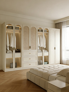 Armadio Minimalista in Vetro Trasparente con Illuminazione Intelligente Interna, Cabina Armadio Personalizzata per Camera da Letto di Lusso - Product Image 4