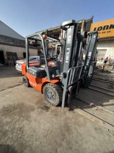 رافعة شوكية ديزل مستعملة صغيرة هيلي بحمولة 30 طن مع محرك احتراق داخلي 3 متر - Product Image 6