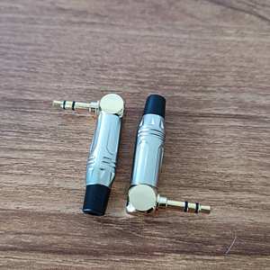 Conector TRS de 3,5mm en ángulo recto chapado en oro Tapones para auriculares estéreo de 1/8 "para tamaño de orificio 3,5mm - Product Image 4