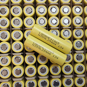 Желтый красный сменный 3,7 В 2600 мАч <span class=keywords><strong>18650</strong></span> HE4 35E GA 3500mAh Цилиндрический литий-ионный аккумулятор для Pos - Product Image 4