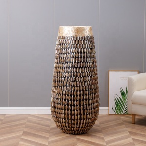 Matériel de <span class=keywords><strong>d</strong></span>écoration en résine de fibre de verre, 1 pièce, de forme ronde et personnalisée avec <span class=keywords><strong>Vase</strong></span> à perles de coquillage - Product Image 2