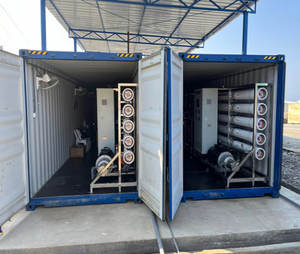 Planta de Desalinización de Agua de Mar por Ósmosis Inversa de 150 TPD, Máquina Purificadora de Agua Salada para Tratamiento de Agua de Riego - Product Image 1