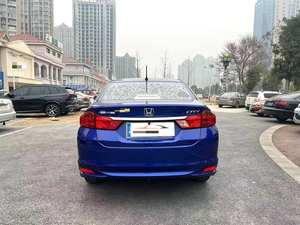 <span class=keywords><strong>ฮ</strong></span><span class=keywords><strong>อน</strong></span><span class=keywords><strong>ด้า</strong></span> <span class=keywords><strong>ซิตี้</strong></span> 1.5 ลิตร CVT รุ่นสปอร์ต ปี <span class=keywords><strong>2019</strong></span> |   รถเก๋งขับเคลื่<span class=keywords><strong>อน</strong></span><span class=keywords><strong>ล้อ</strong></span>หน้า |   เบาะผ้า 124 แรงม้า พวงมาลัยซ้าย มีสินค้าในสต็อ<span class=keywords><strong>ก</strong></span> - Product Image 5