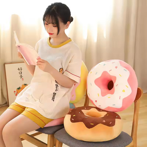 Coussin de canapé en forme de donut en peluche, design alimentaire amusant, avec rembourrage en coton PP, vente en gros - Product Image 5