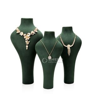 ที่วางโชว์เครื่องประดับกำมะหยี่สีเขียวแบบสั่งทำสำหรับสร้อยคอ - Product Image 1