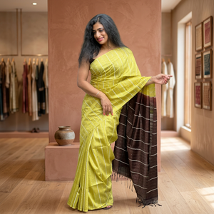 Sari Tradicional de Seda Pura con Rayas Amarillas y Marrones para Mujer, Estilo Étnico Indio, Largo hasta el Suelo, Corte Regular, para Todas las Temporadas - Product Image 1
