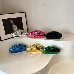 Dropshipping Shopify acrílico bolso de mano para mujer Irregular Shell bolso de noche para fiesta de boda - Product Image 4