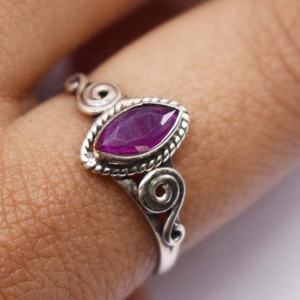 Anillo Hecho a Mano de Plata de Ley 925 con Calcedonia Rosa Intenso Natural en Forma de Marquesa, Ligero, para Mujer - Product Image 5