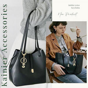 Llavero de Metal Ligero con Letras de Burbuja de Dibujos Animados a la Moda, Logotipo Personalizado, Aleación de <span class=keywords><strong>Zinc</strong></span>, con Colgante y Etiqueta para Bolsa - Product Image 4