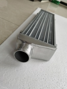 Refroidisseur intermédiaire universel à montage frontal 510x180x65 Core, entrée/sortie <span class=keywords><strong>63mm</strong></span> - Product Image 4