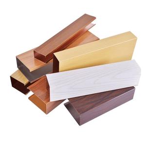 Nuevo Diseño, Gran Venta en Australia, Perfil de <span class=keywords><strong>Aluminio</strong></span> con Acabado de <span class=keywords><strong>Madera</strong></span>, <span class=keywords><strong>Tubo</strong></span> Cuadrado con Garantía de Color, para Interiores y Exteriores - Product Image 1