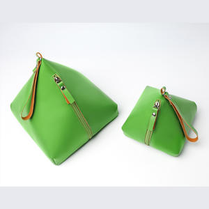 Green Triangular Coin <b>Purse</b> With Zipper Soft Handle Unisex Everyday Use 6 Inch Solid Color PU Storage Bag Key Pouch - Product Image 3