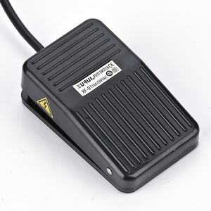 Interrupteur à pédale / Cache-bouton poussoir en plastique / Interrupteur USB à pédale - Product Image 1