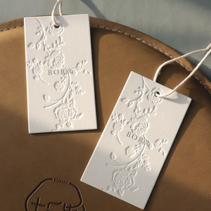 Étiquette de vêtement personnalisée écologique à la mode, promotion très demandée, conception sur mesure, étiquette en papier imprimée avec logo - Product Image 1