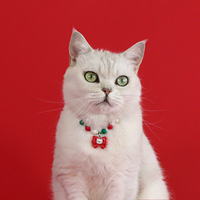 Collier perlé de Noël Zoyi pour animaux de compagnie avec nœud, pendentif élan et couronne, accessoires mignons pour chiens et chats pour les fêtes