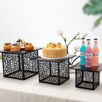 Présentoirs de Buffet Carrés Fantaisie pour Mariages et Traiteurs – Équipement de Buffet et Présentation de Plats en Gros pour Fabricants