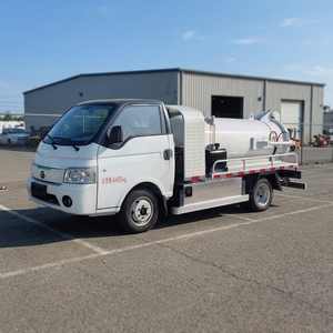 1000L <b>Tank</b> Diesel Automatic Transmission 351-450hp Euro 3 Emission Sewage Suction Truck Sewer <b>Cleaner</b> <b>Septic</b> <b>Tank</b> Suction Truck - Product Image 3