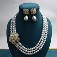 Ensemble de bijoux vintage 2 pièces/ensemble, collier élégant en perles, boucles d'oreilles pendantes en perles de camélia, bijoux de mariage pour la mariée, Conjunto De Joyas