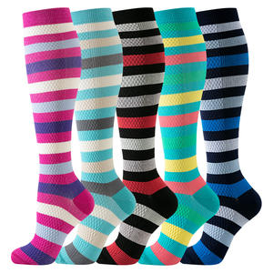 <span class=keywords><strong>Chaussettes</strong></span> de compression mi-mollet motif à pois bon soutien bas <span class=keywords><strong>pour</strong></span> jambe gonflement coureur cyclisme varices - Product Image 4