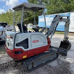 รถขุดตีนตะขาบขนาดเล็ก Takeuchi TB225 มือสอง สภาพดี น้ำหนัก 3.5 ตัน พร้อมห้องโดยสาร เครื่องยนต์ CAMC ชิ้นส่วน KYB มอเตอร์แรงบิดสูง - Product Image 6