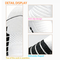 Chaussettes de sport personnalisées avec logo imprimé numériquement à 360° pour le basketball et la course à pied - Matière tricotée en Spandex/Nylon/Coton