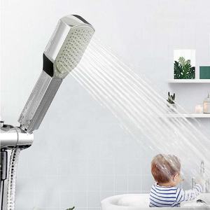 Doccetta Multifunzionale Portatile a Pressione con Pettine Ecologico <span class=keywords><strong>per</strong></span> la Pulizia e il Bagno degli Animali Domestici - Product Image 1