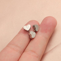 Collier en forme de pêche avec pendentif en forme de lettre anglaise A-Z, petit trou, perle, collier en acier inoxydable