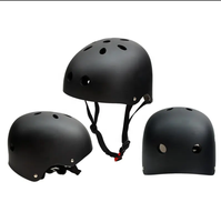 Casque léger unisexe de haute qualité pour les sports de plein air patinage polyvalent cyclisme Scooter équipement d'équitation