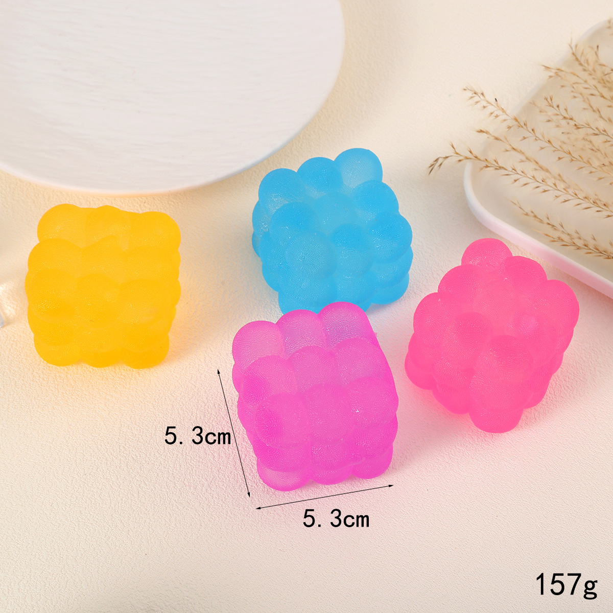 Fantasy cube ice cubes