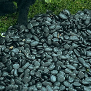 Galets de jardin en pierre naturelle noire 8 mm, écologiques, pour la décoration extérieure des villas et des parcs - Product Image 2
