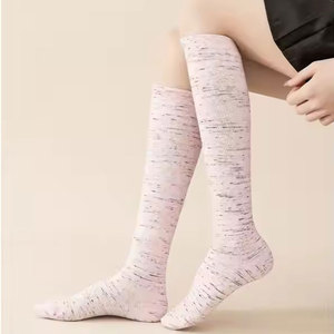 HY-3460 nouveau NEPs chaussettes de tube de style collège pour enfants chaussettes de genou tricotées minces couleur pure tout assorti pour le corps de logo de printemps - Product Image 4