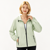 Veste d'extérieur pour femme AQTQ, fine, en tissu softshell, imperméable, coupe-vent, respirante, à fermeture éclair, à manches longues, à capuche, pour la randonnée au printemps