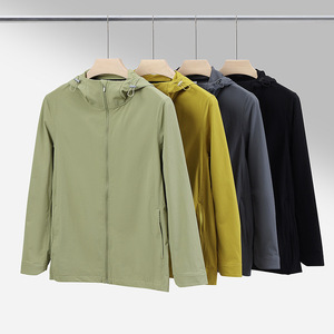 Veste imperméable coupe-vent à capuche pour homme, légère, séchage rapide, pliable, idéale pour la randonnée, les voyages et les trajets quotidiens - Product Image 3